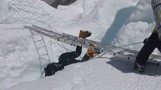 Everest Crevasse Fall amp Emergency Rescue [upl. by Buckden]