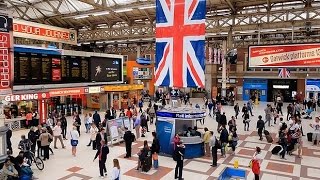 A Walk Through The London Victoria Station London England [upl. by Gillman]